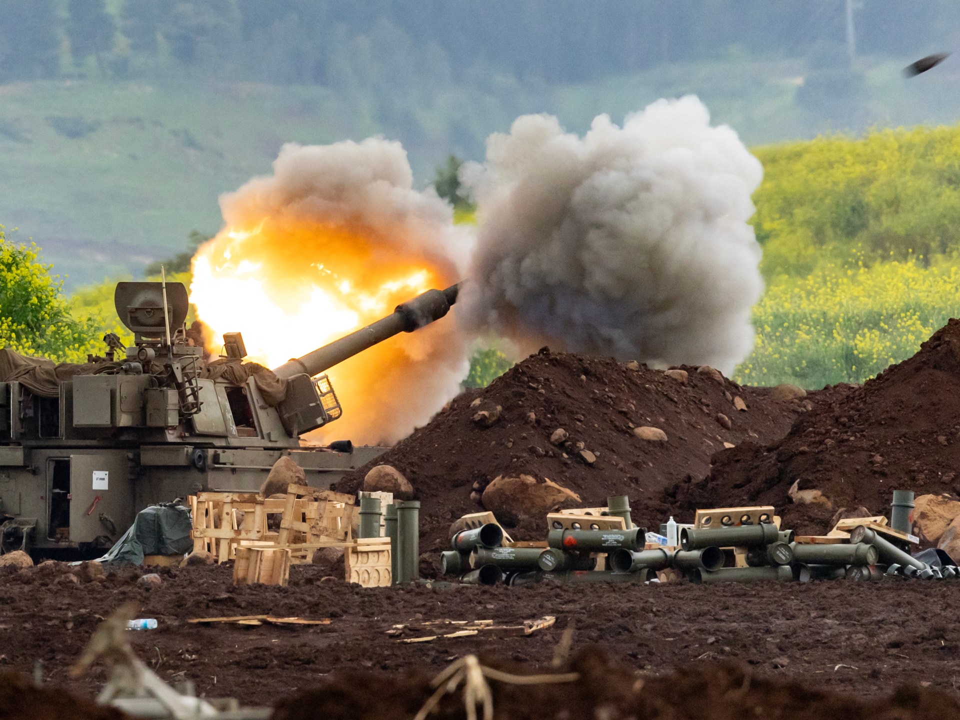 Militer Israel melancarkan 'operasi darat' di Lebanon selatan