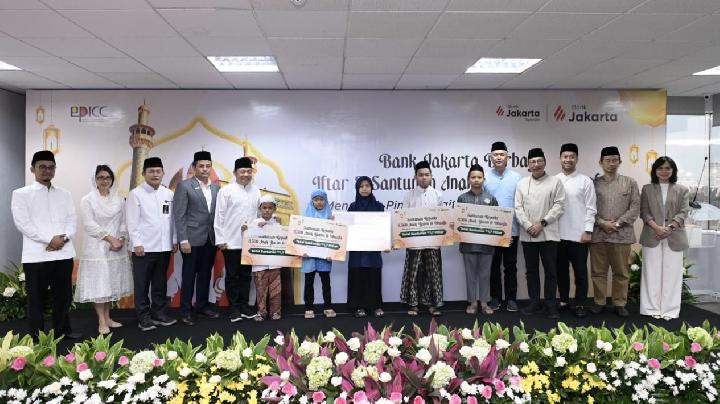 perkuat-kepedulian-sosial,-bank-jakarta-salurkan-santunan-bagi-8.500-yatim-dan-dhuafa