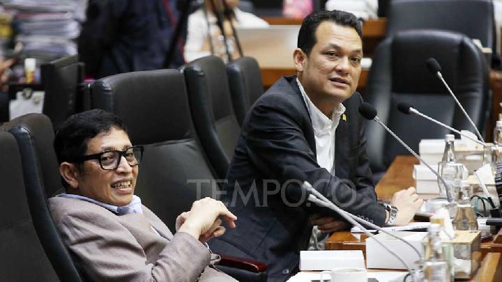 Respons DPR soal Revisi UU Uang Pensiun Eks Pejabat Negara