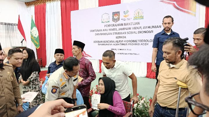 8 Jam Gerak Cepat Kasatgas PRR dan Mensos Nyalakan Asa 7.431 Keluarga Korban Bencana Sumatra