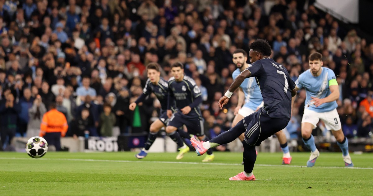 Vinicius Jr mencetak dua gol saat Real Madrid menyingkirkan Man City dari babak 16 besar UCL