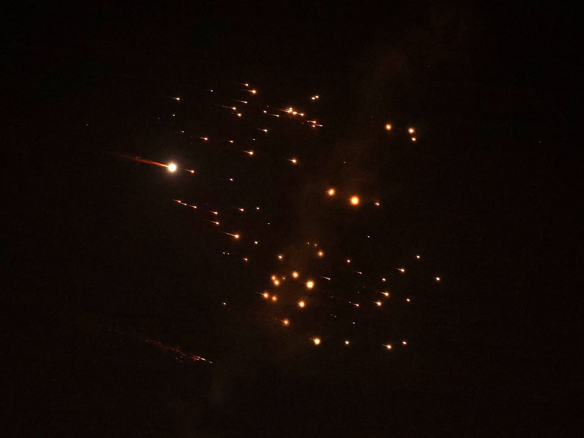 Iran melancarkan serangan rudal 'balas dendam' terhadap Israel setelah pembunuhan