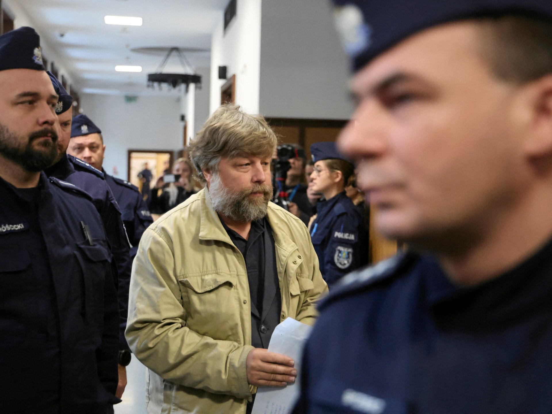 Pengadilan Polandia mengizinkan ekstradisi arkeolog Rusia ke Ukraina