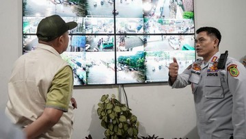 Waka DPR RI Pantau Arus Mudik di Sejumlah Titik Vital Jabar, Ini Hasilnya