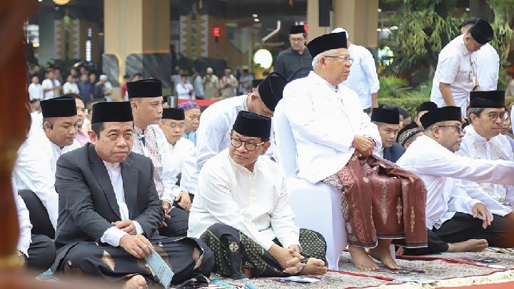 Ketua DPRD DKI Jakarta Hadiri Salat Idul Fitri di Balaikota