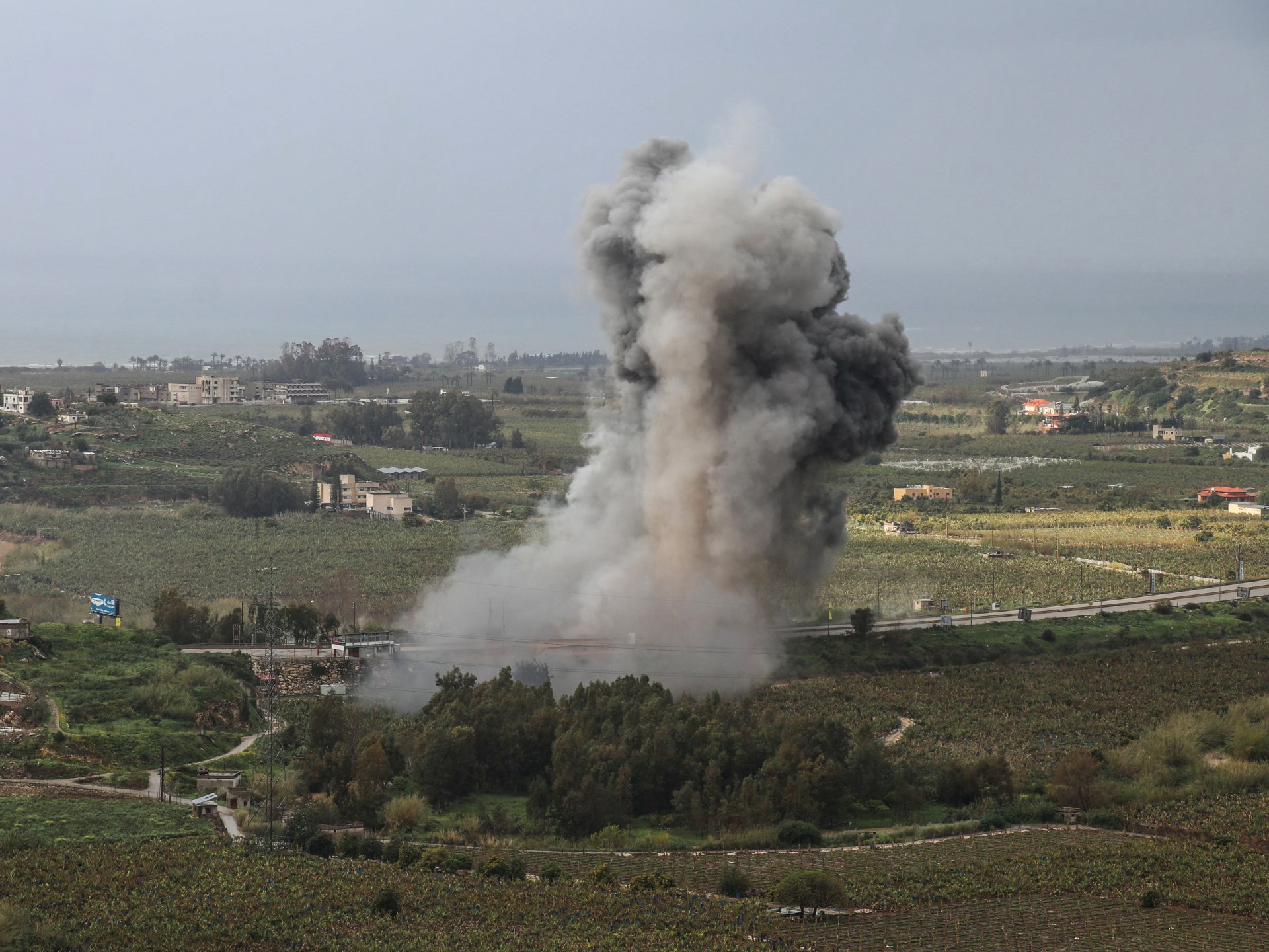 Aoun dari Lebanon memperingatkan serangan Israel terhadap jembatan 'awal dari invasi darat'