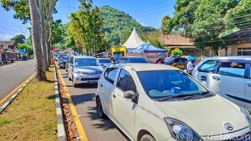 One Way Diberlakukan Imbas Lonjakan Kendaraan Arah Ciwidey