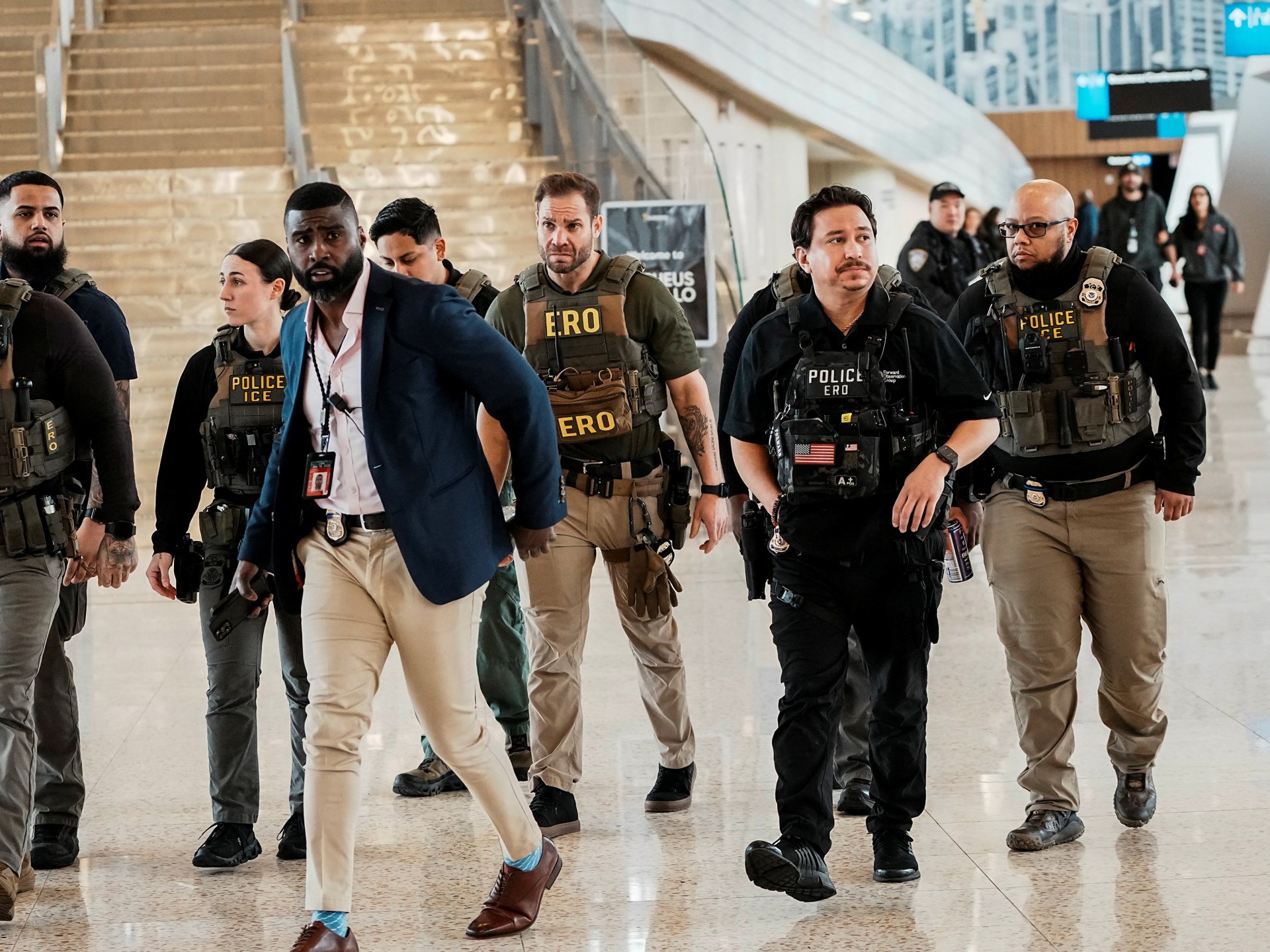 Agen ICE dikerahkan ke bandara AS: Bandara mana yang terkena dampak?