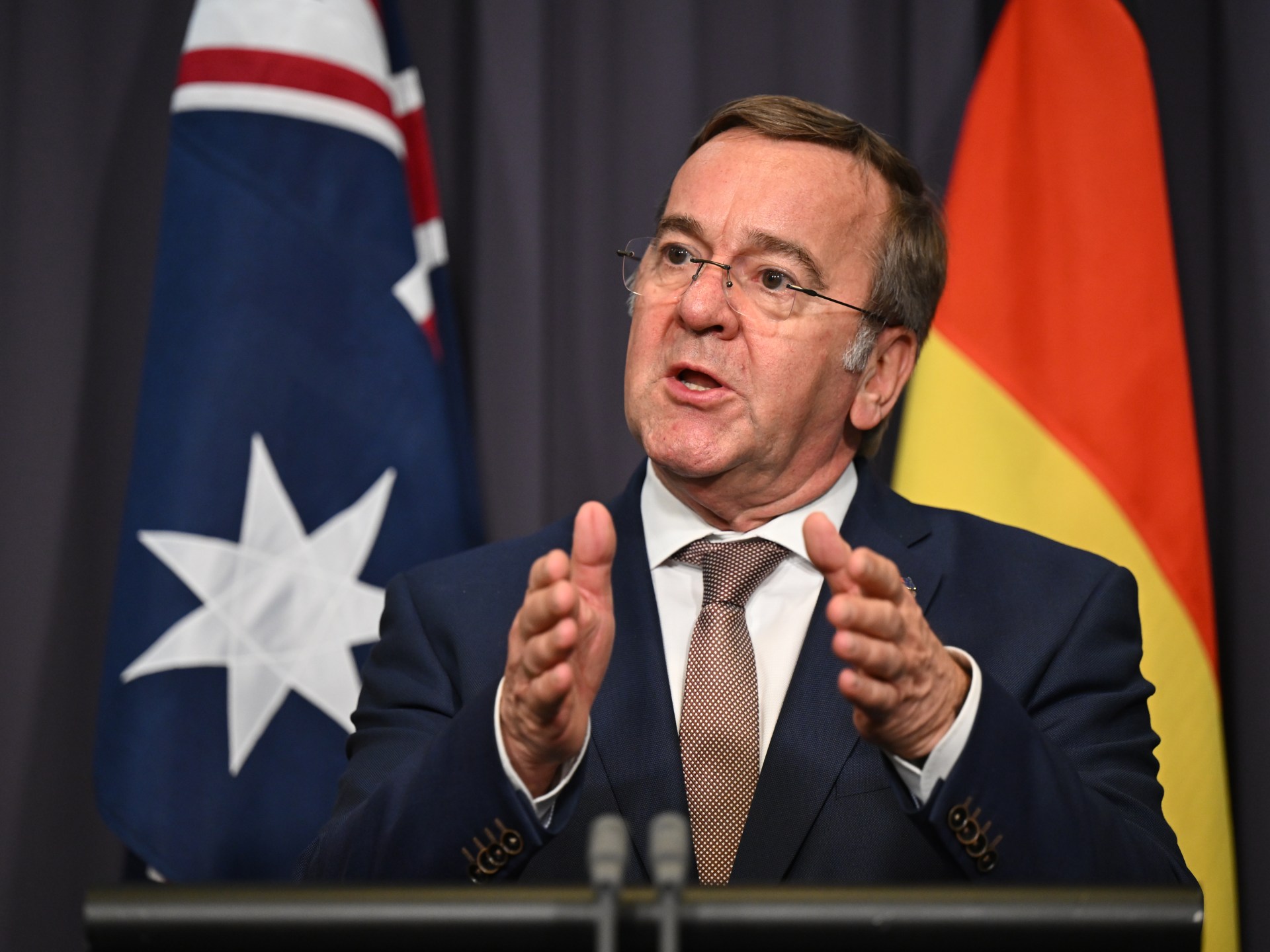 Jerman lebih 'bencana' ekonomi dunia; OECD memangkas perkiraan pertumbuhan Inggris