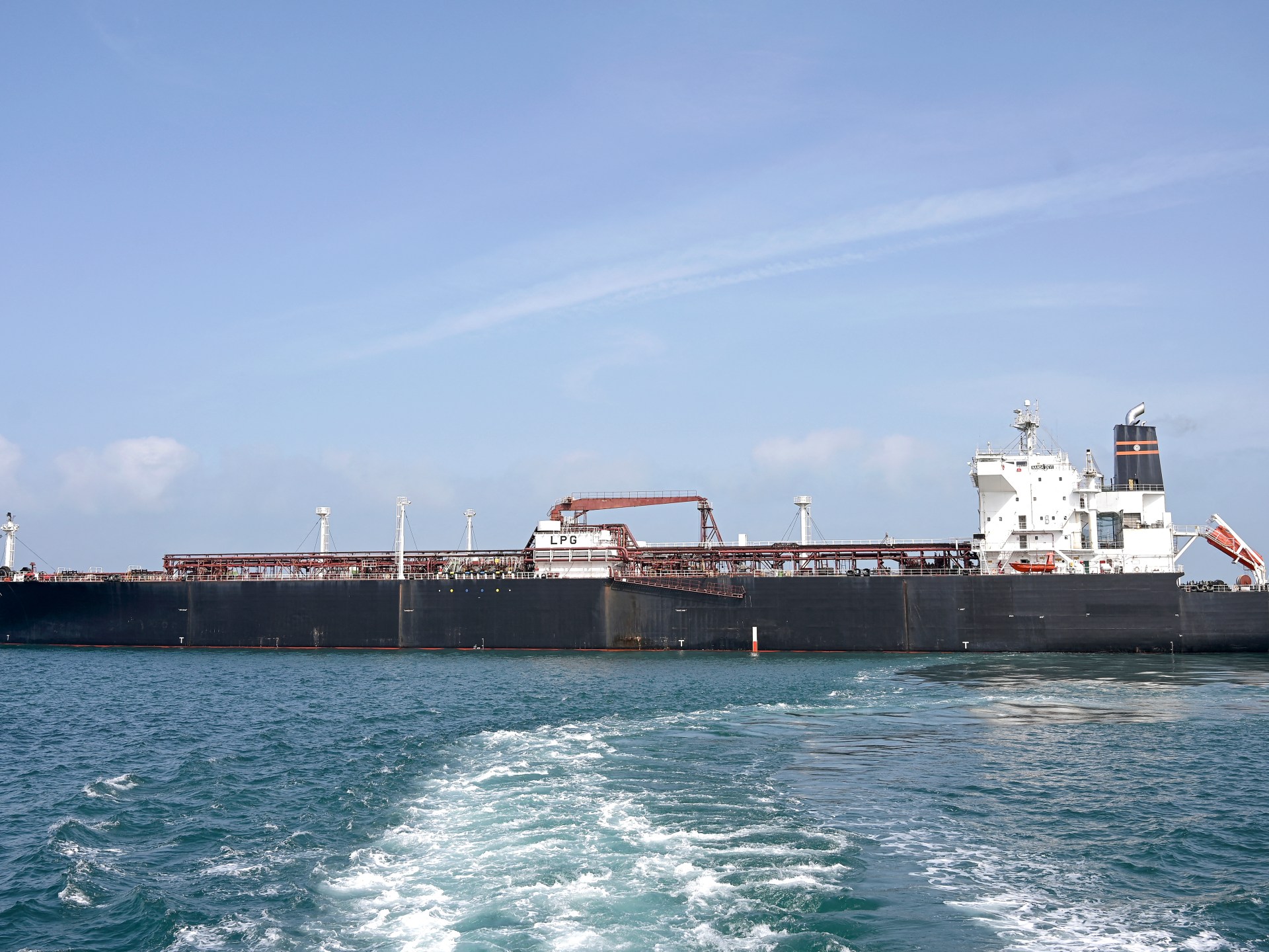 Saudi, UEA, Irak: Bisakah tiga pipa membantu minyak keluar dari Selat Hormuz?