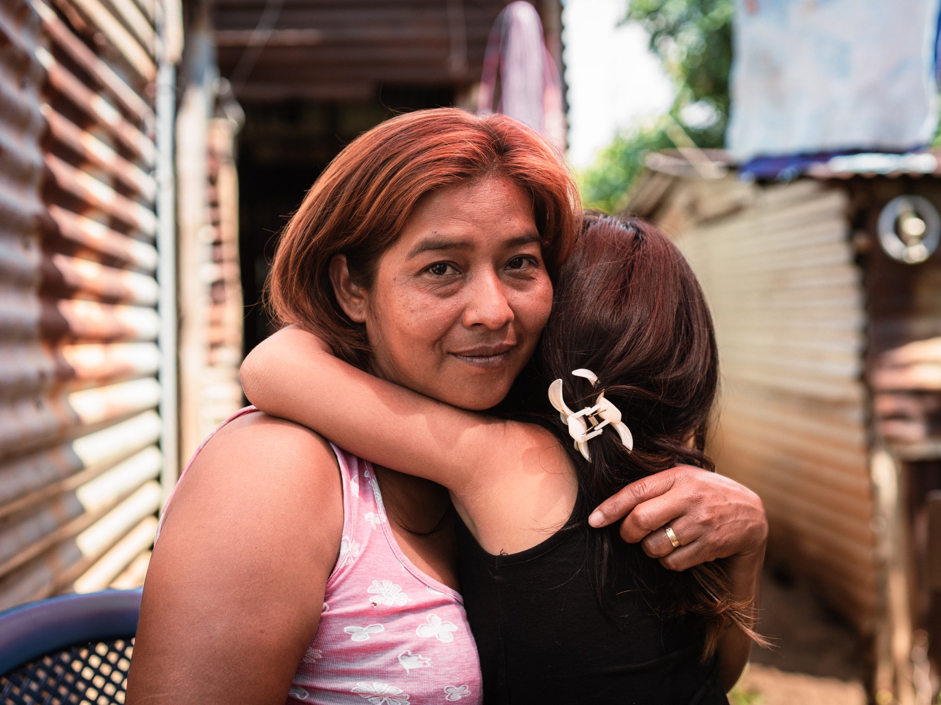 Temui anak-anak yang ditinggalkan tanpa orang tua berdasarkan keputusan darurat El Salvador