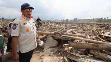 pemerintah-percepat-pemulihan-sawah-dan-lumpur-pascabencana-sumatera