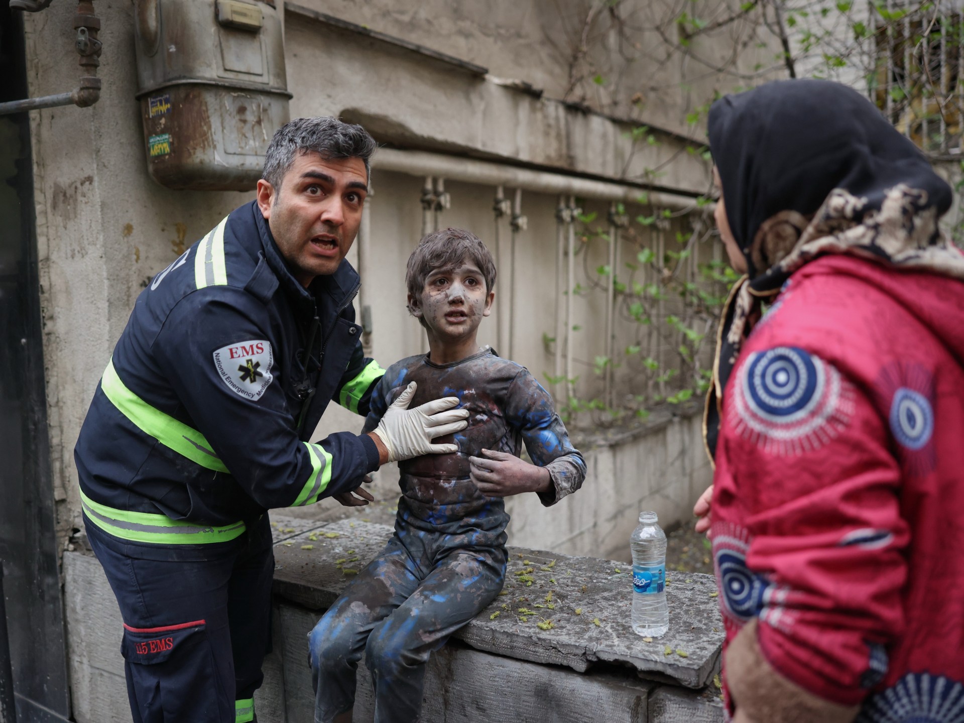 Iran perdagangan balasan balasan terhadap universitas-universitas AS dan Israel