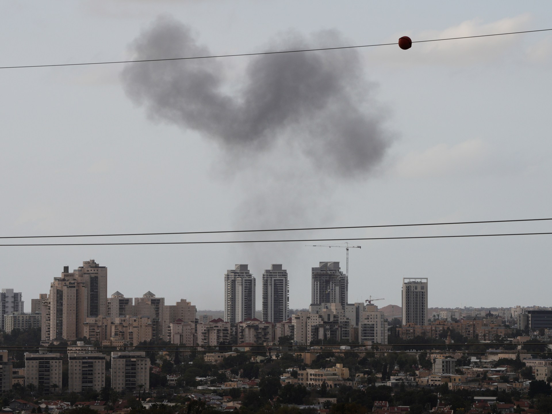 Iran menyerang zona industri di Israel selatan