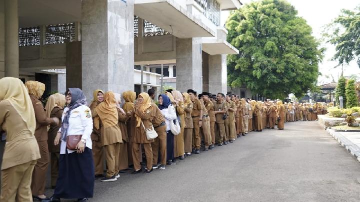Wali Kota Cilegon Robinsar Tekankan Disiplin dan Peningkatan Pelayanan Publik