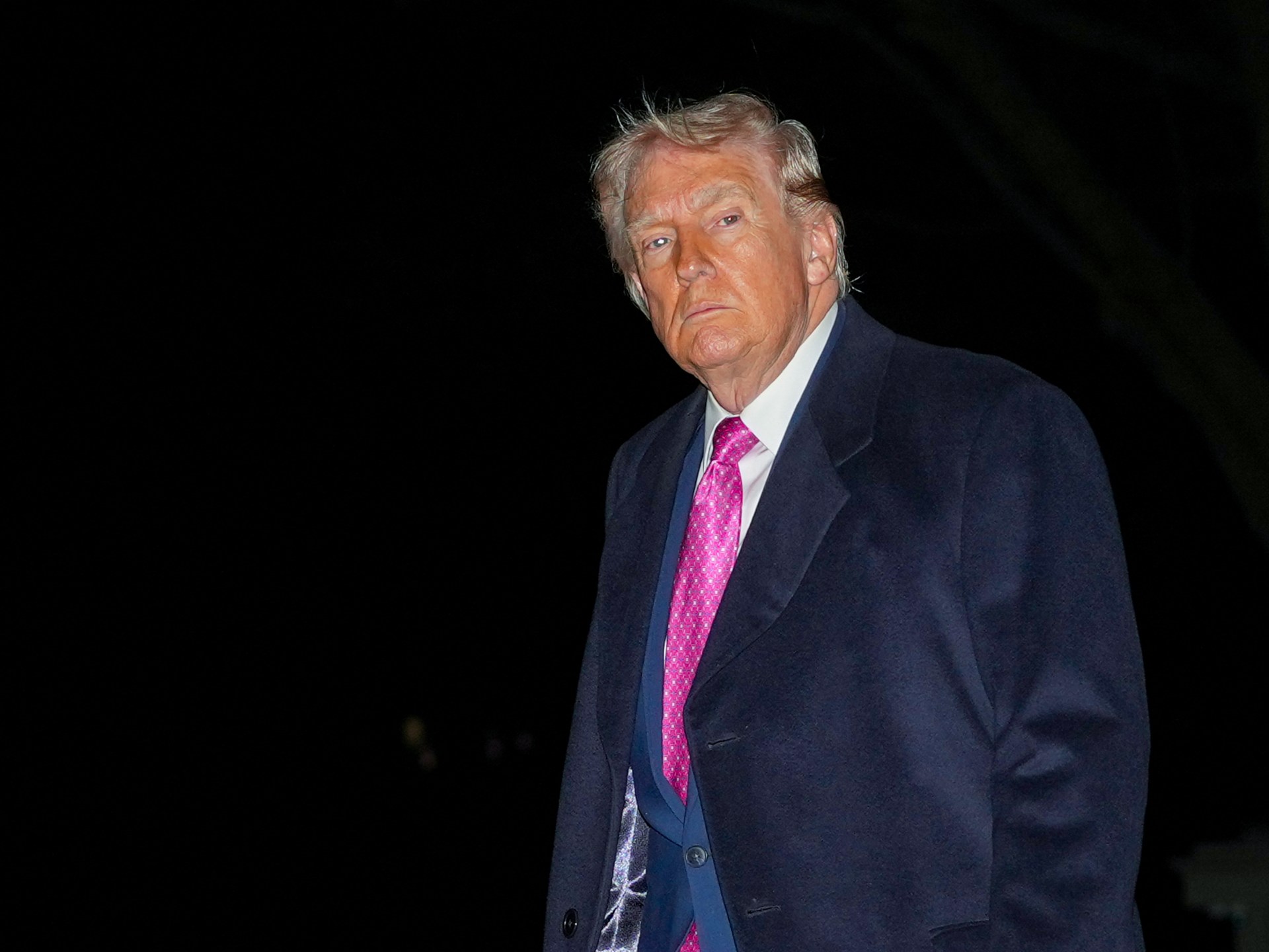 Trump ingin 'mengambil minyak Iran': Apakah bisa, dan apa maksudnya?