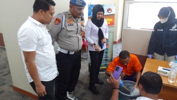 Bareskrim Musnahkan 1 Kg Sabu dari Jaringan Narkoba Riau