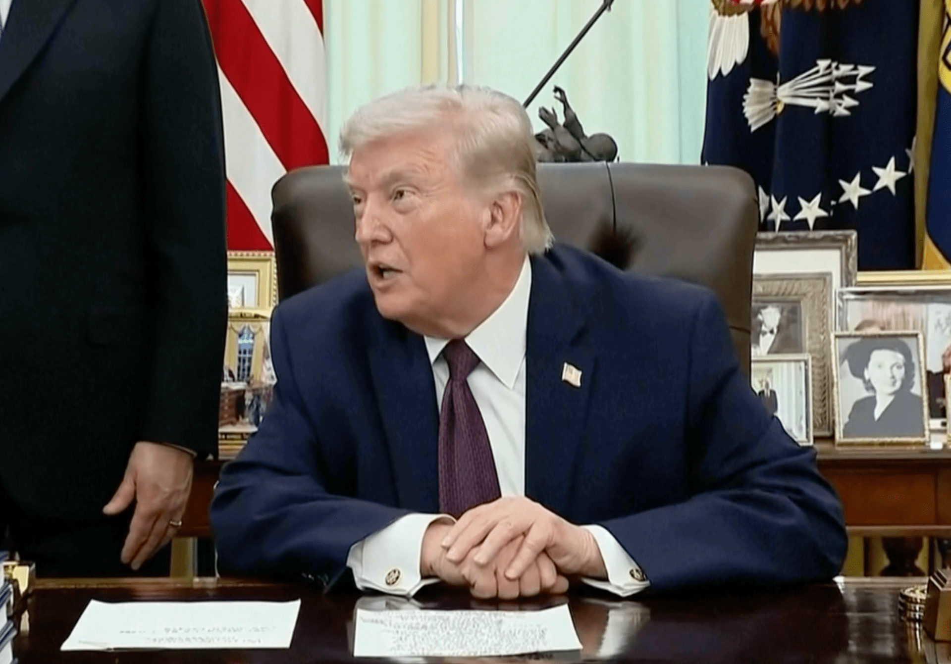 Trump mengatakan AS akan meninggalkan Iran dalam dua hingga tiga minggu