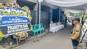 Suasana Rumah Duka Kapten Inf Zulfi yang Gugur Diserang Israel di Lebanon