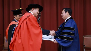 Ketua DPD Sultan B Najamudin Raih Gelar Doktor HC dari KMOU Busan