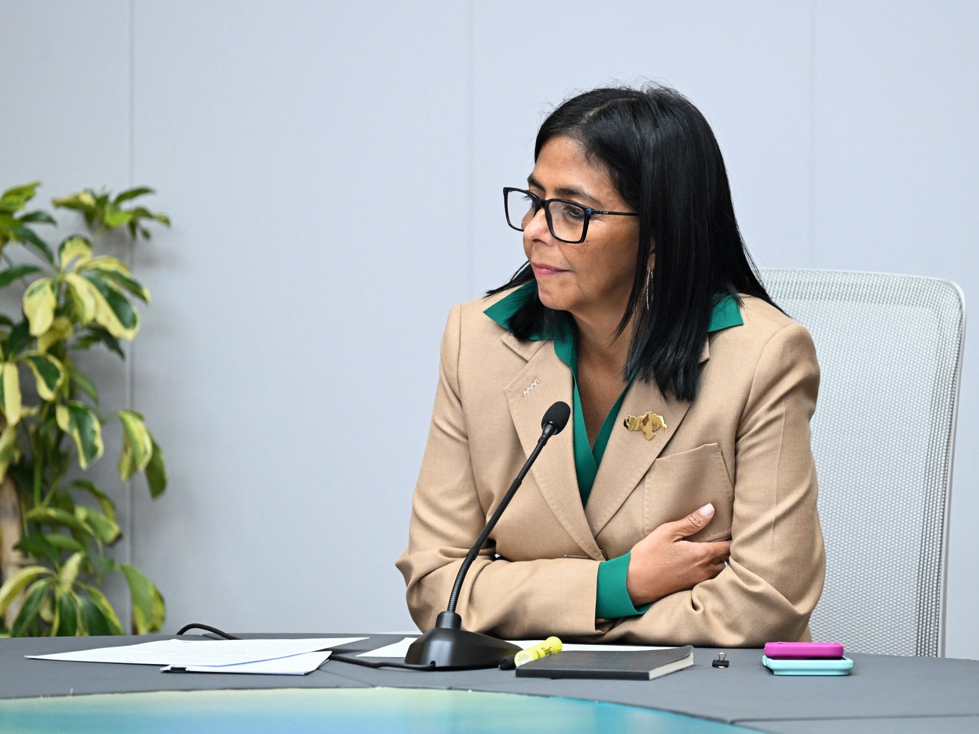 AS menghapus sanksi terhadap Presiden sementara Venezuela Delcy Rodriguez