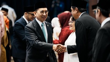 Menbud Lantik Sejumlah Pejabat, Tekankan Program Kerja Jelas & Terukur