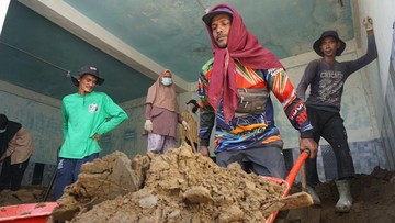 Warga Meureudu & Pemerintah Gotong Royong Kebut Pemulihan Pascabencana