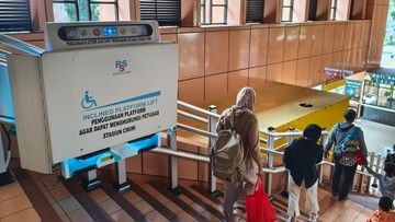 Menyambut Lift Tangga di Stasiun Cikini untuk Difabel-Lansia