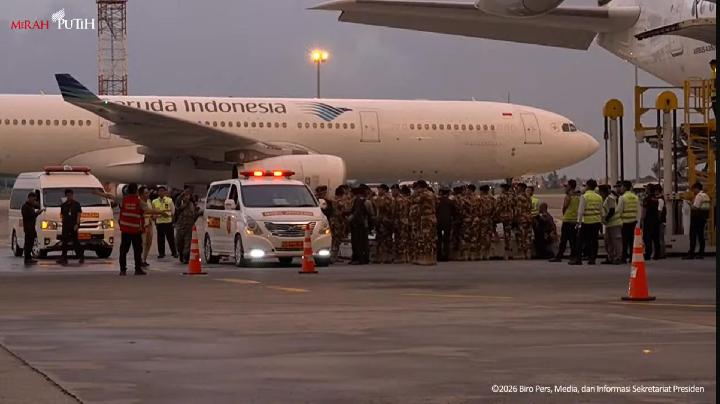 Jenazah Prajurit Gugur di Libanon Tiba di Soekarno-Hatta