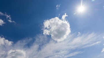 April Masuk Musim Kemarau tapi Jakarta Masih Hujan Deras, Ini Penjelasan BMKG