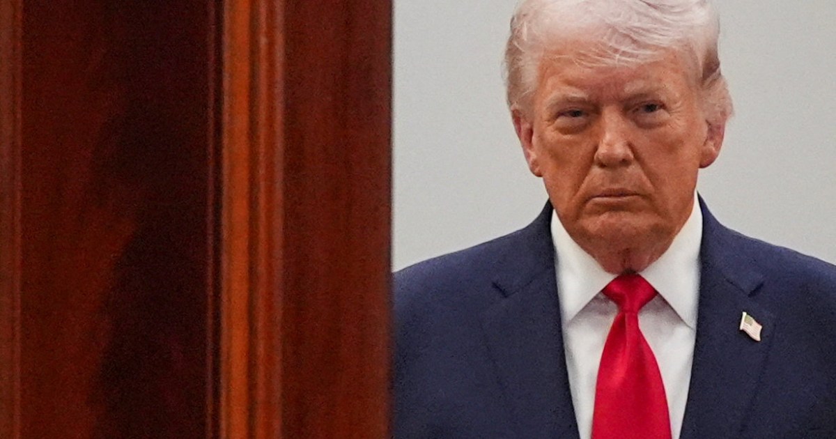 Trump mengancam 'neraka' bagi Iran atas Selat Hormuz ketika jangka waktunya semakin dekat