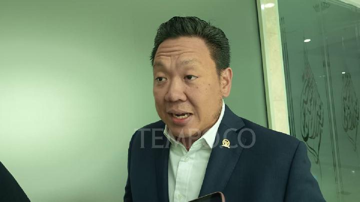 DPR Desak Dapur MBG Ditutup Permanen Usai Keracunan Massal