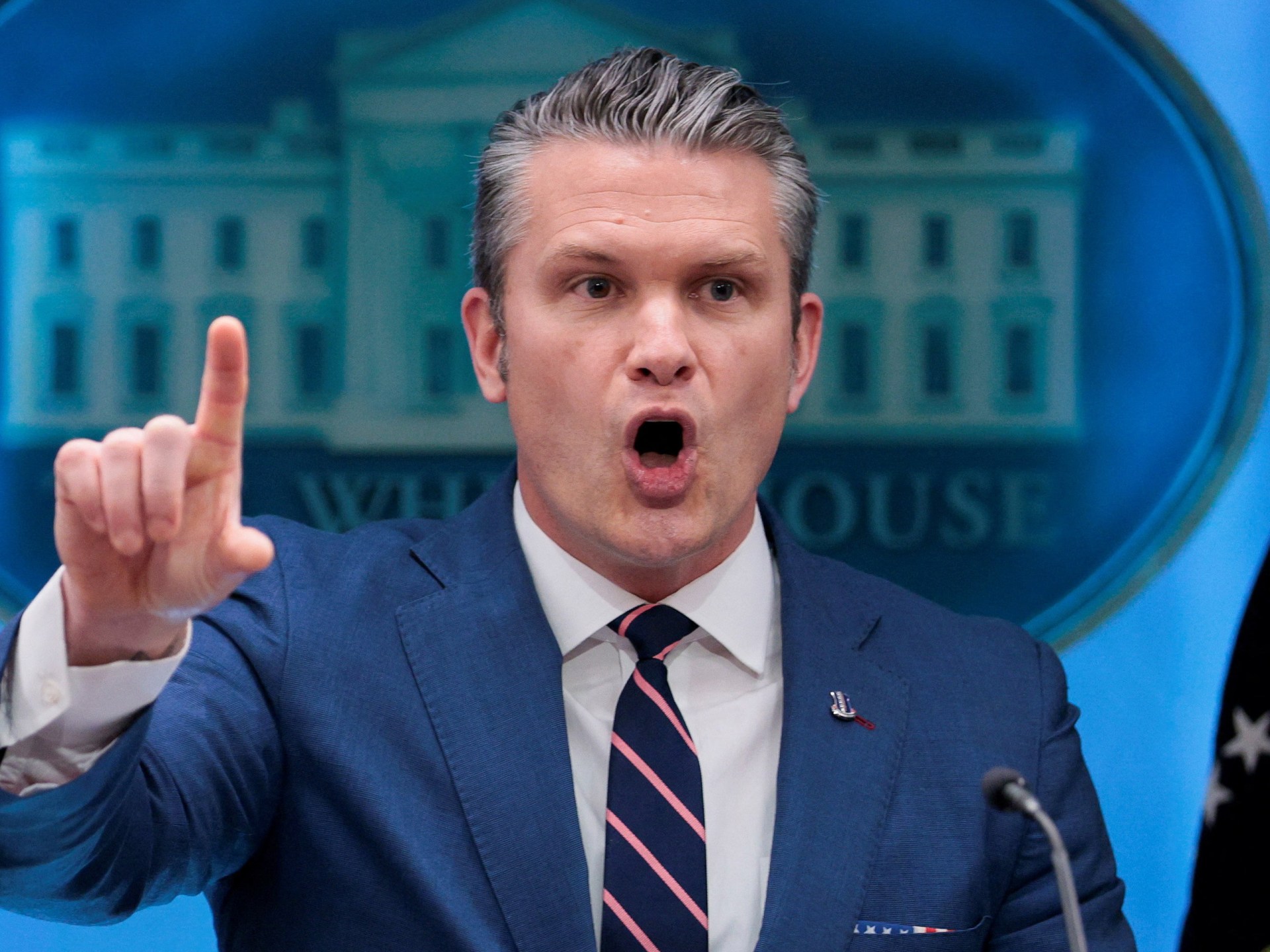 Hegseth mengatakan serangan terhadap Iran meningkat seiring dengan semakin lamanya waktu Hormuz