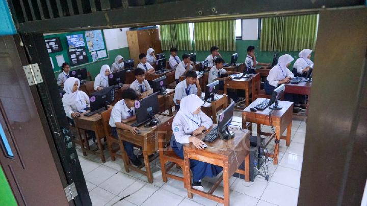 Literasi Jadi Tantangan Utama Siswa di TKA SMP