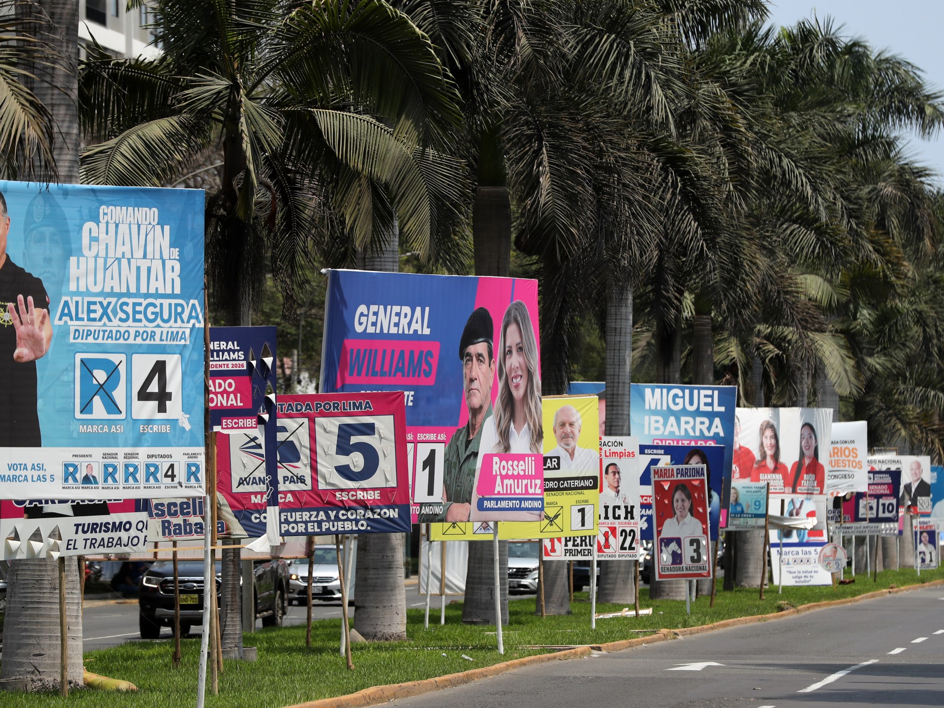 Bidang yang memecahkan rekor: Apa yang diharapkan dari pemilihan presiden Peru