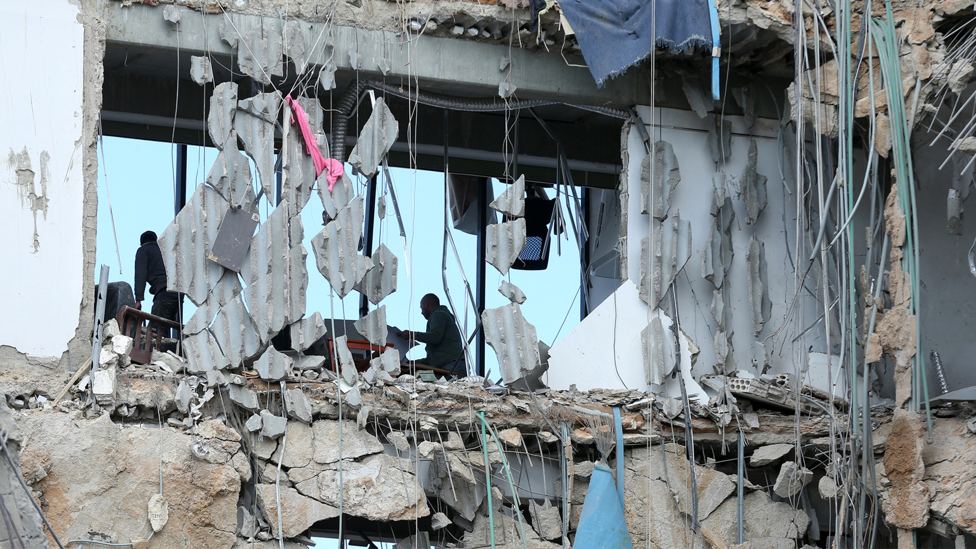 Penduduk Sidon mengenang kengerian serangan Israel setelah gencatan senjata Iran