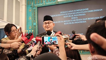 Prabowo Lantik Andi Rahadian Jadi Dubes RI untuk Oman