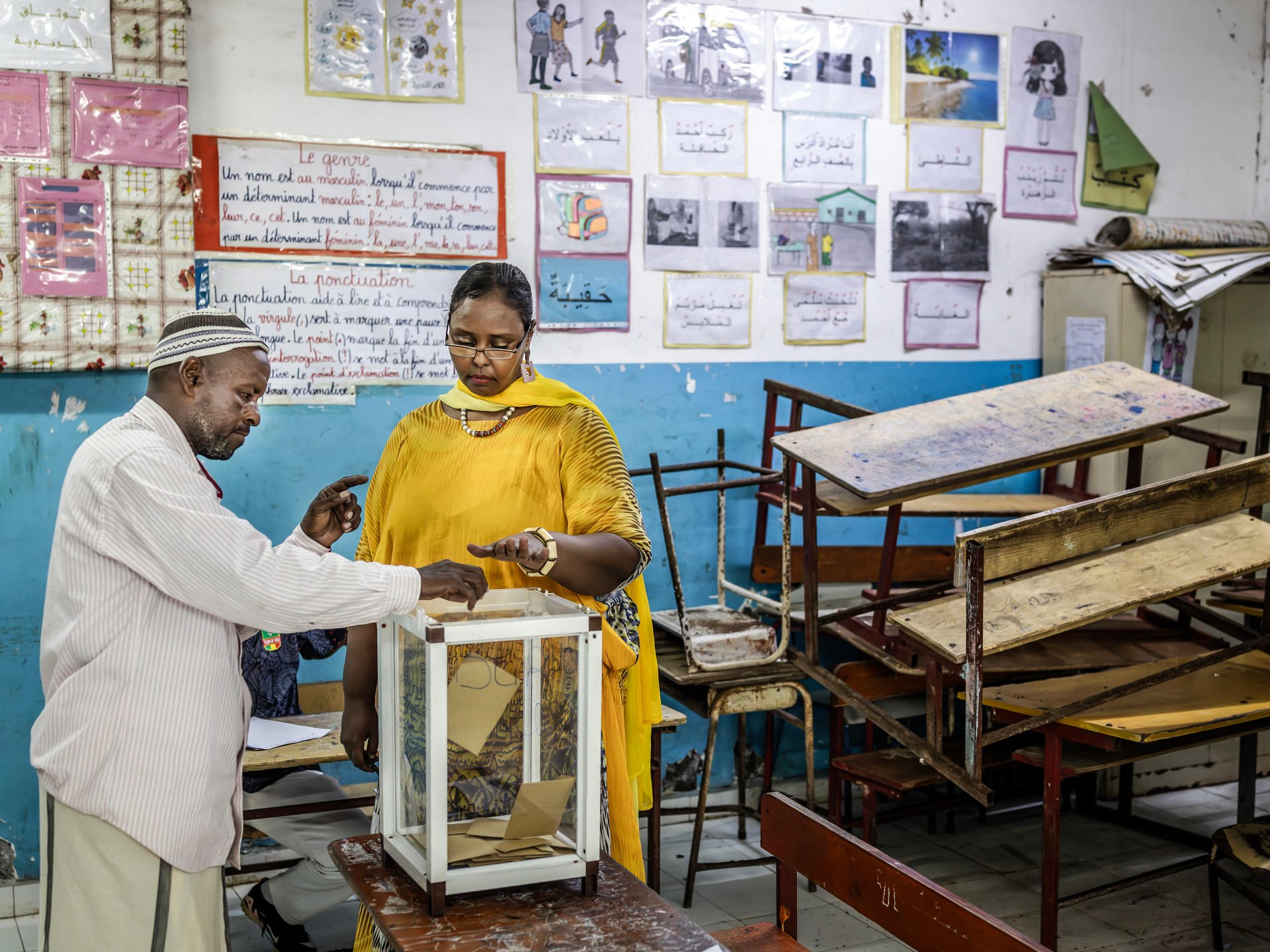 Djibouti memberikan suara saat pemimpin lamanya mengincar masa jabatan presiden keenam