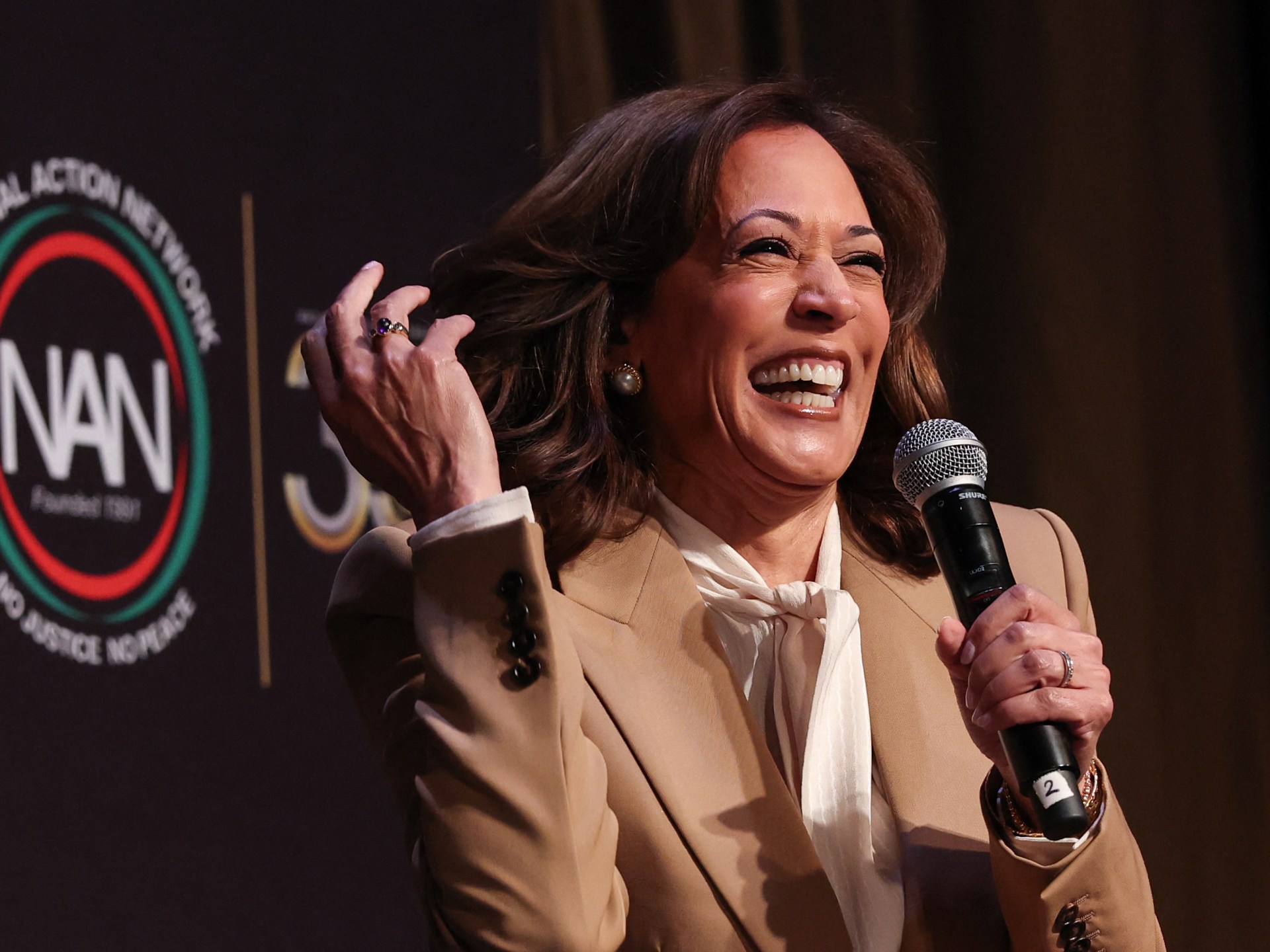 Kamala Harris dari Partai Demokrat menggoda presiden tahun 2028, setelah kekalahan Trump
