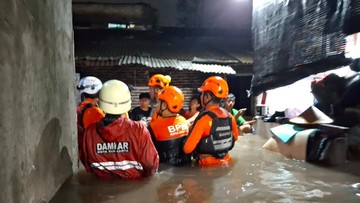Hujan Deras Guyur Solo Semalam, Ratusan Rumah di 8 Kelurahan Banjir