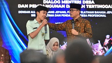 Dialog dengan Siswa di NTB, Mendes Sosialisasikan Program Magang di Jepang