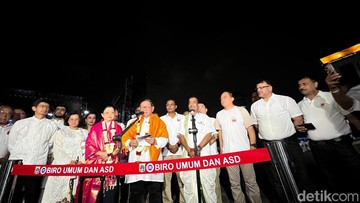 pramono-hadiri-malam-renungan-suci-di-monas:-perdamaian-harus-terus-dijaga