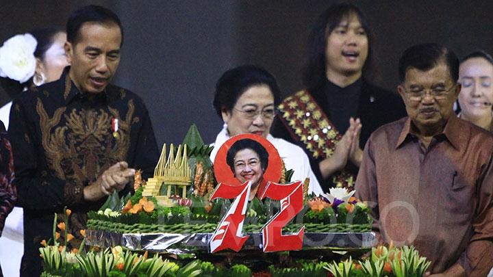 jusuf-kalla-puji-megawati:-orang-paling-demokratis