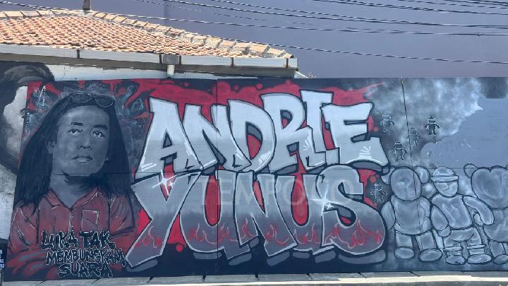 anggota-dpr-minta-peradilan-andrie-yunus-dilakukan-terbuka