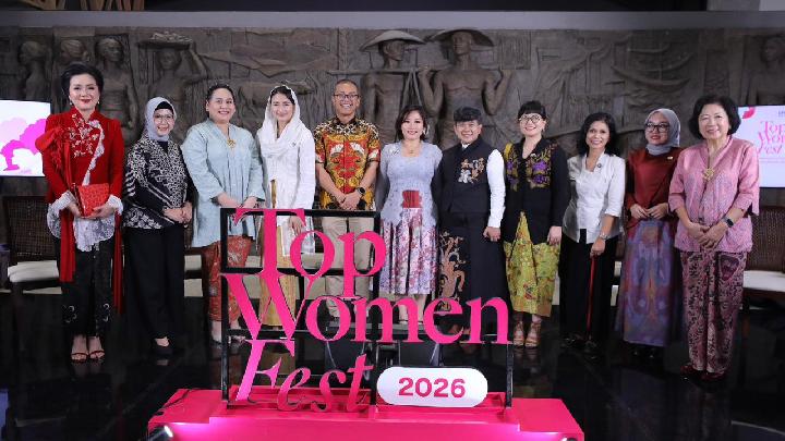 direktur-human-capital-pegadaian-raih-penghargaan-di-top-women-fest-cnbc-indonesia-2026