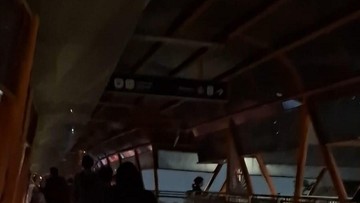 TransJ Minta Maaf Lampu Skywalk Kebayoran Padam, Sedang Tindaklanjuti