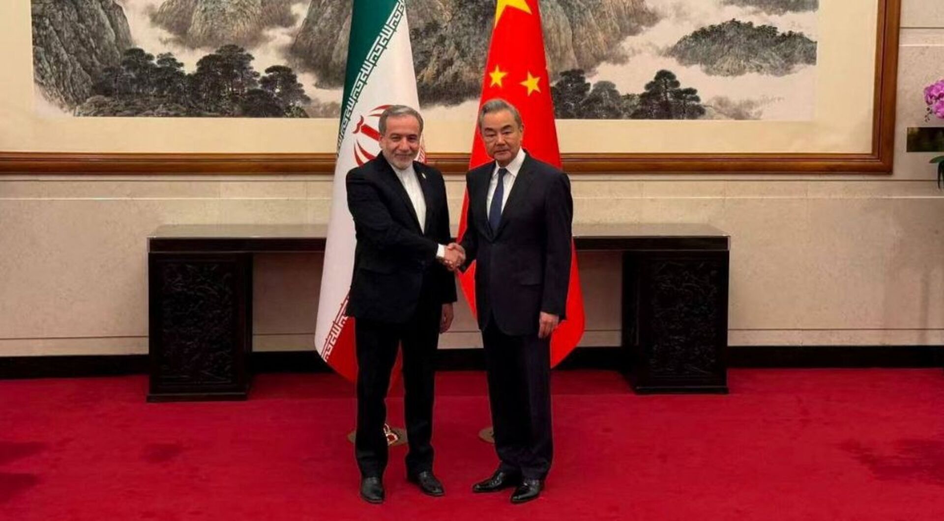 Bisakah Tiongkok membantu mengakhiri perang Iran?