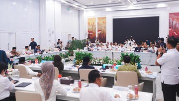 Luhut Apresiasi Kinerja Kemensos Integrasikan Data & Digitalisasi Bansos