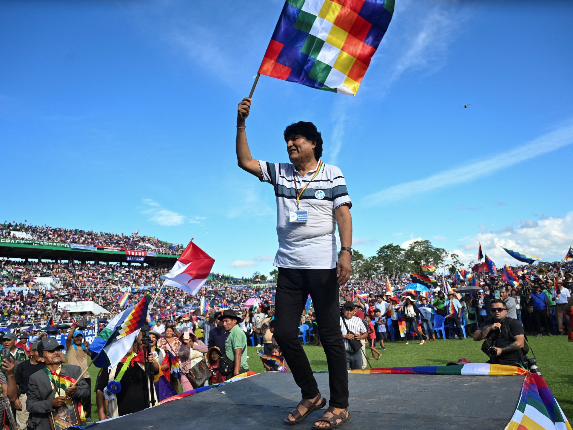 Bolivia mengeluarkan surat perintah penangkapan Evo Morales setelah pengadilan tidak hadir