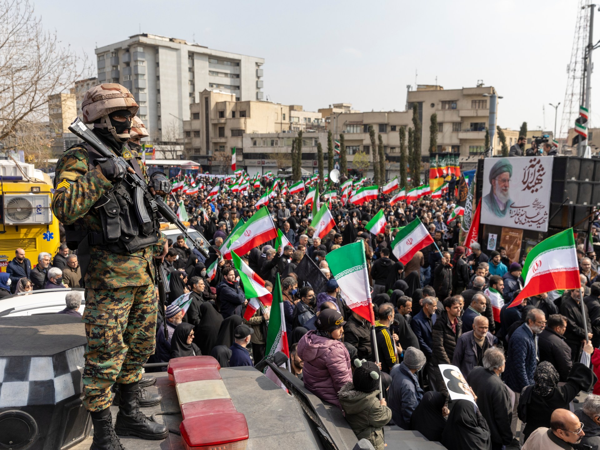 perang-iran:-apa-yang-terjadi-pada-hari-ke-74-saat-teheran-mengatakan-siap-untuk-'agresi'